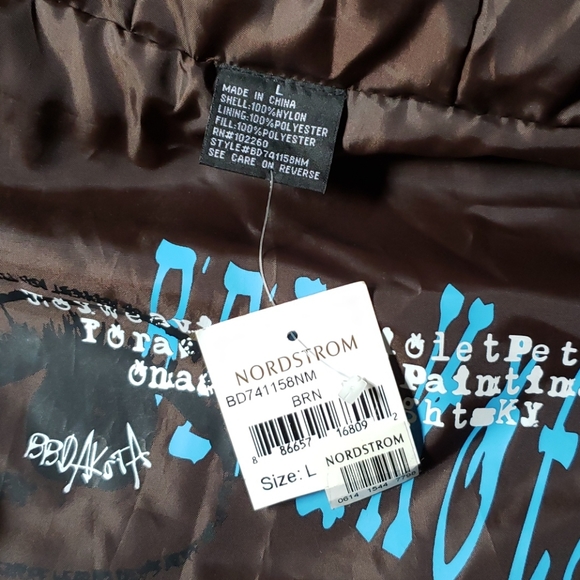 NWT Brown vest with fur hood - Picture 2 of 5